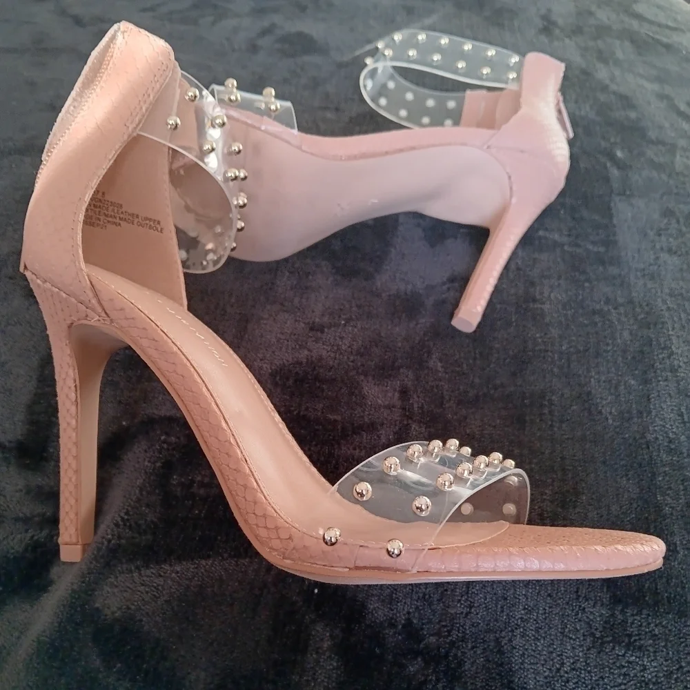 New BCBGeneration Jixa beige With Clear Strap Stiletto Heels Women's Size 7 - Picture 3 of 7